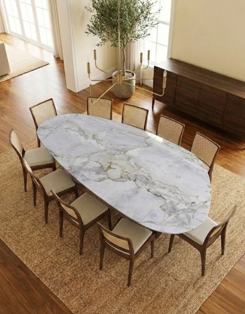 Mesa de jantar de mármore: por que escolher essa peça para a decoração?